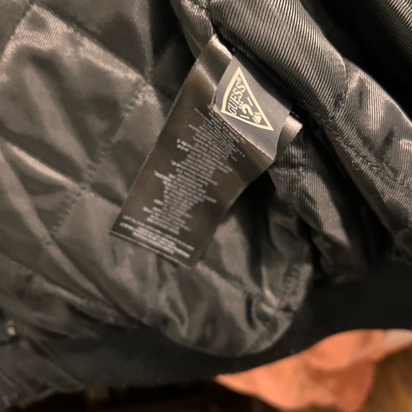 Guess jacket hooded large - Picture 3 of 5